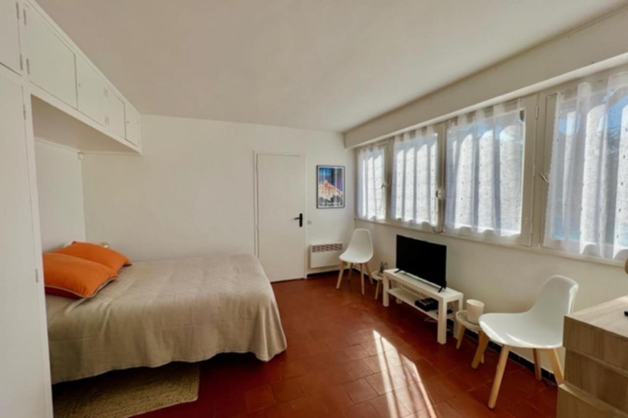 Apartament 35M With Pool For Couple In Saint Tropez Zewnętrze zdjęcie